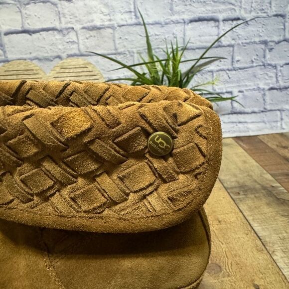 UGG Lynnea Arroyo Boots Brown Woven Suede Studded Clog Heels Womens Sz 6 - Picture 12 of 12